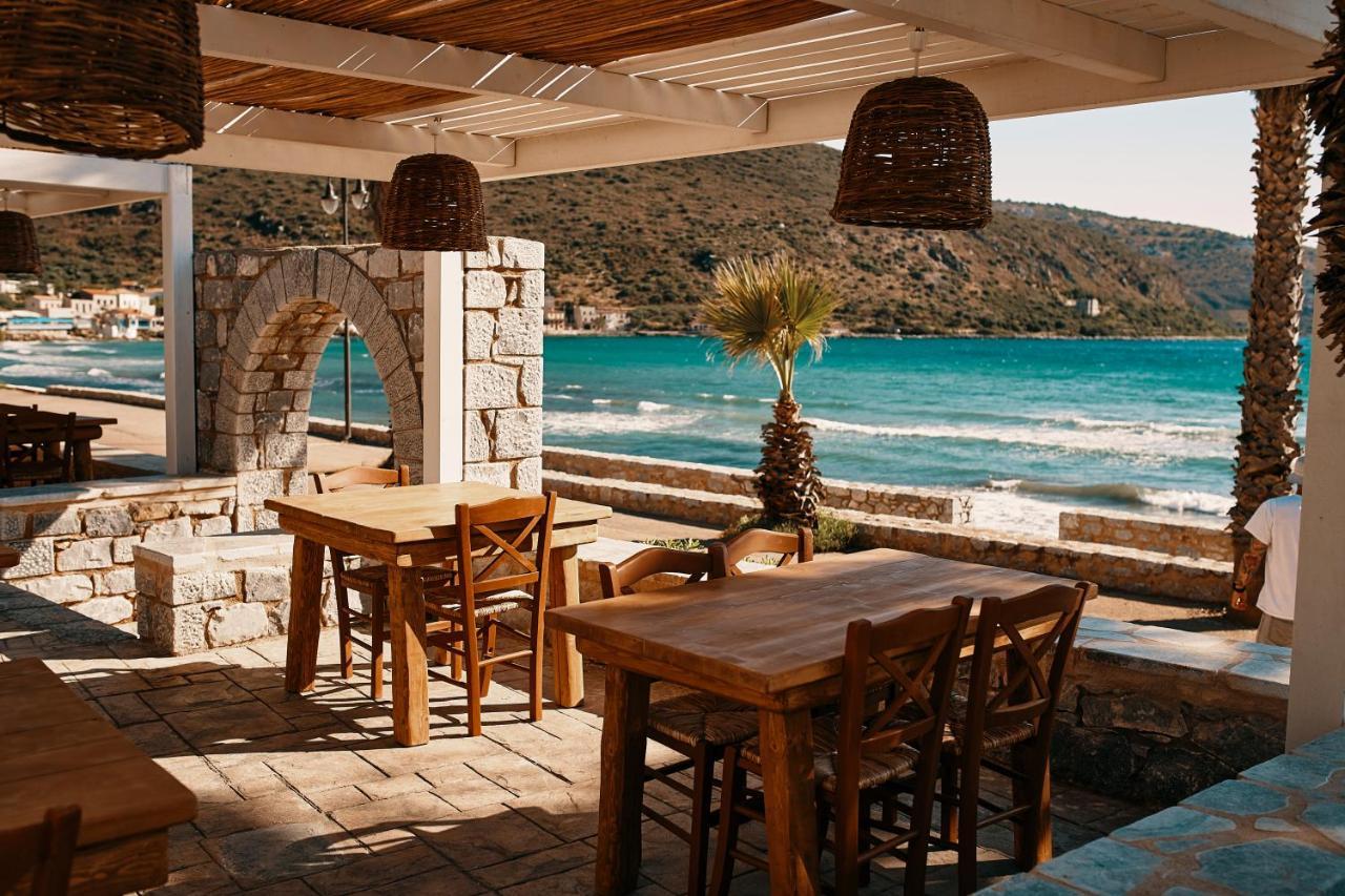 Itilo Traditional Hotel Neo Oitilo Exterior photo