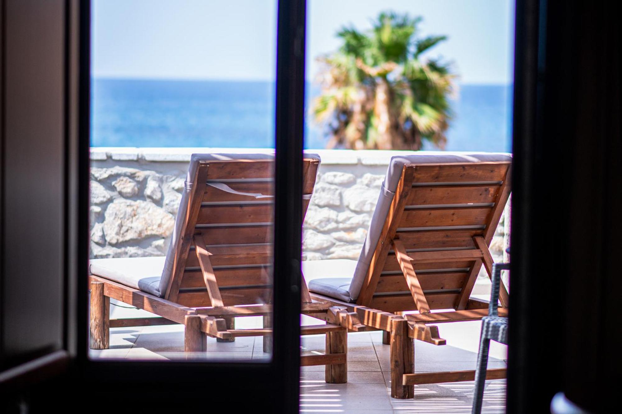 Itilo Traditional Hotel Neo Oitilo Exterior photo