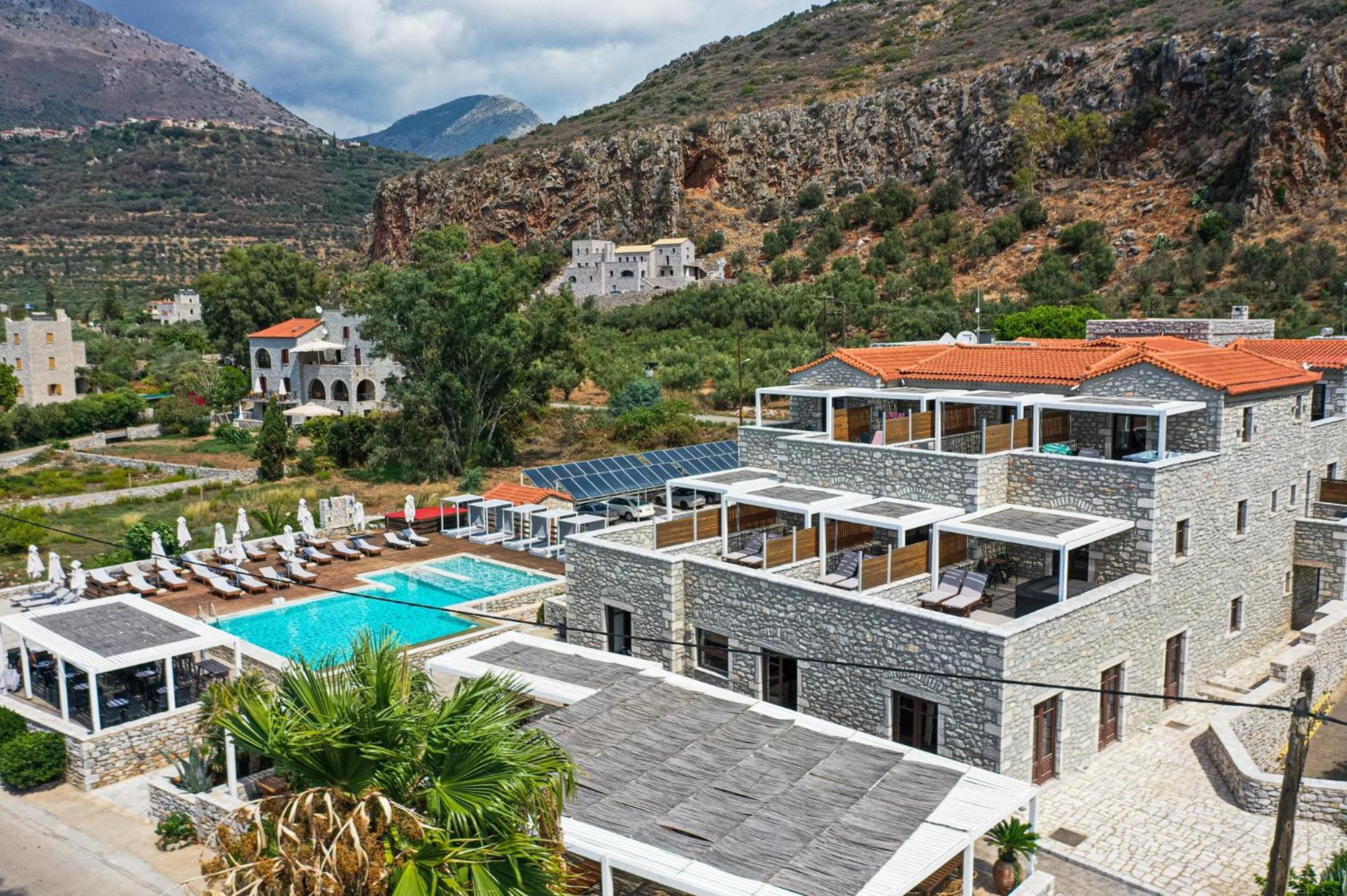Itilo Traditional Hotel Neo Oitilo Exterior photo